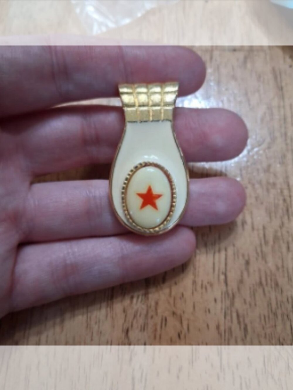 Unusual Star pendant
